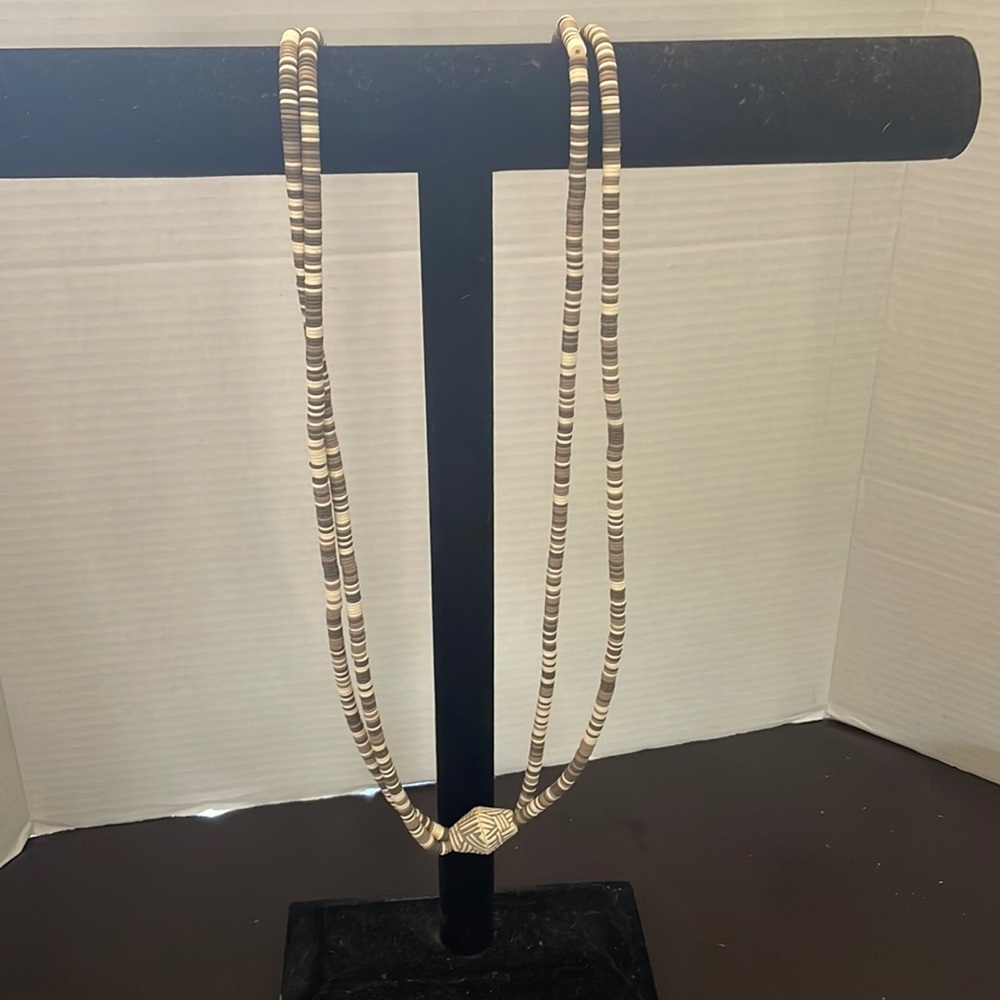 Bundle to save $$$$. Necklace